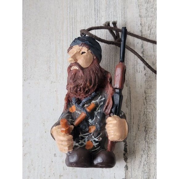 Hunter hunting shotgun shell ornament Xmas decor - Picture 1 of 6